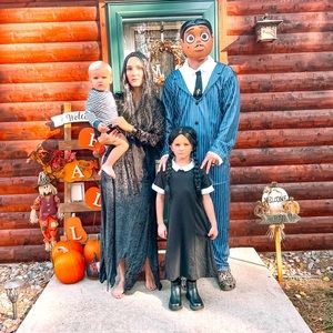 Addam’s Family Halloween Costumes